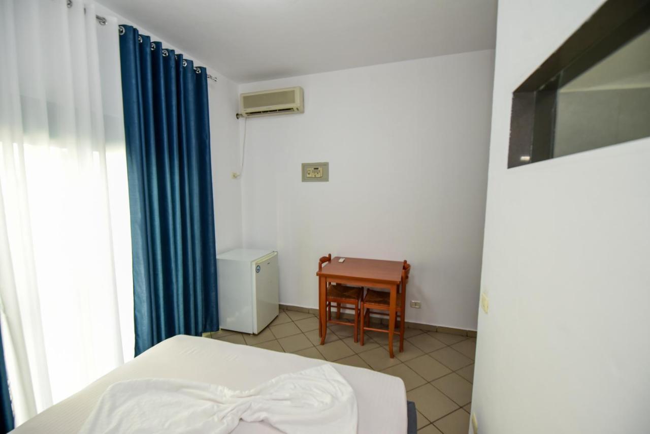 Koa Hotel Durrës Zewnętrze zdjęcie