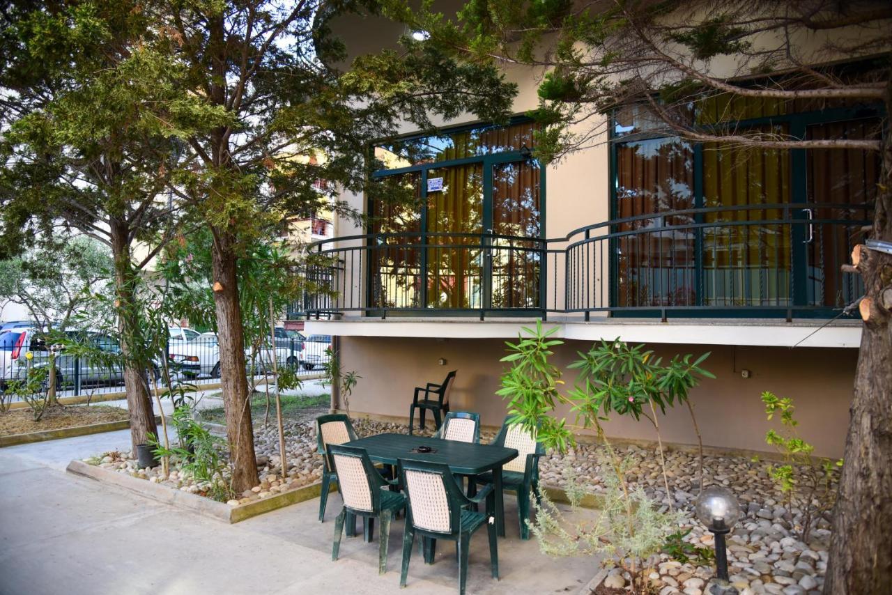 Koa Hotel Durrës Zewnętrze zdjęcie